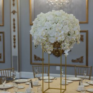 Cascade On Gold Harlow Stand