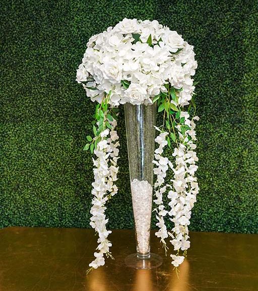Hydrangea-and-rose-with-greenery-Centerpiece-Amore-Decor-Rental-37