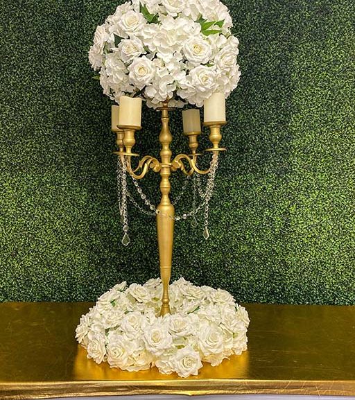 Hydrangea-and-rose-with-greenery-on-Gold-candelabra-with-floral-wreath-and-crystal-chains-Centerpiece-Amore-Decor-Rental-80